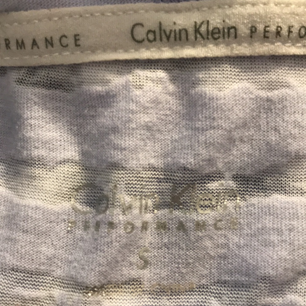 Calvin Klein Performance long sleeved top - Picture 4 of 11